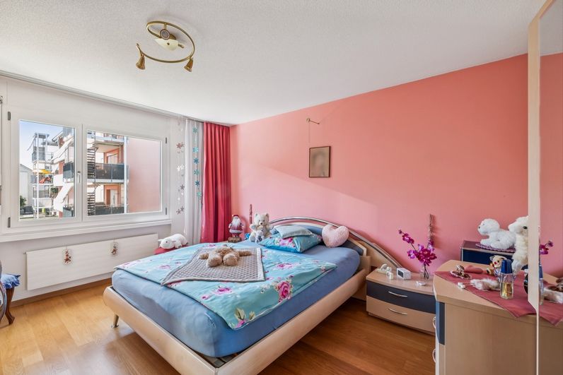 Schlafzimmer der Eigentumswohnung in Langenthal